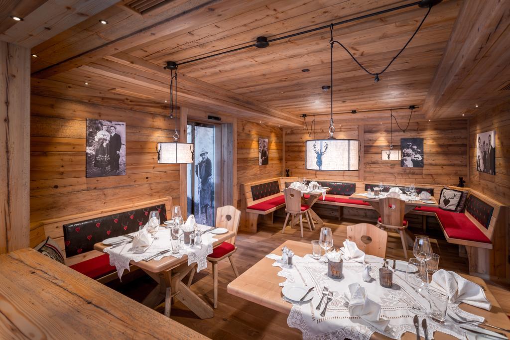 Naturparkhotel Adler Wolfach Exteriör bild