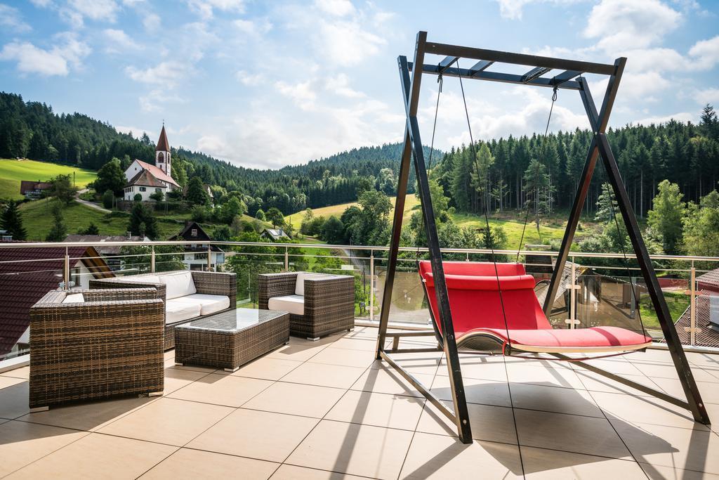 Naturparkhotel Adler Wolfach Exteriör bild